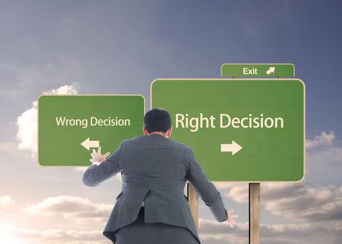 HOA Rules Explained: Common Regulations and Homeowner Rights