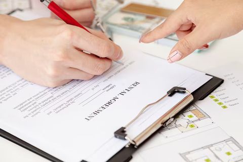 Lease Agreements Explained: Key Terms, Rules, and Responsibilities