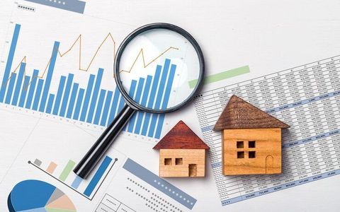 Housing Market Analysis Insights for Understanding Price Trends